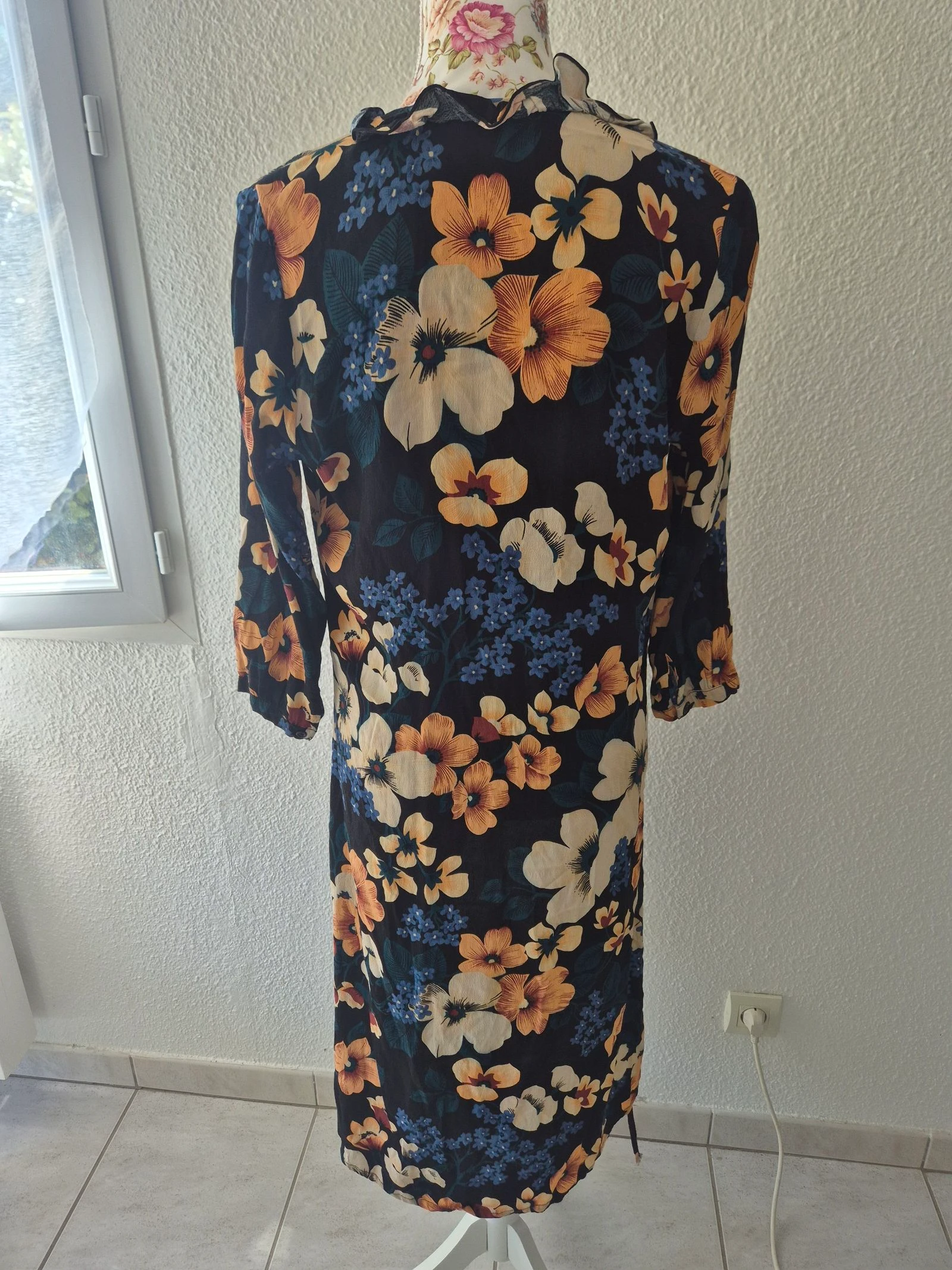 Kimono longo King Louie floral preto azul bege tamanho 40 boho chic viscose – photo 5